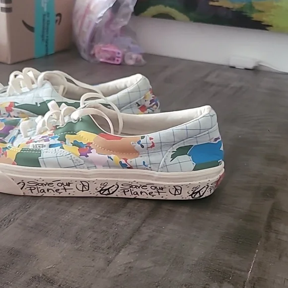 Vans Save Our Planet Era Sneaker “ Off the Wall” Sneakers 11.5 Men's - Picture 3 of 8